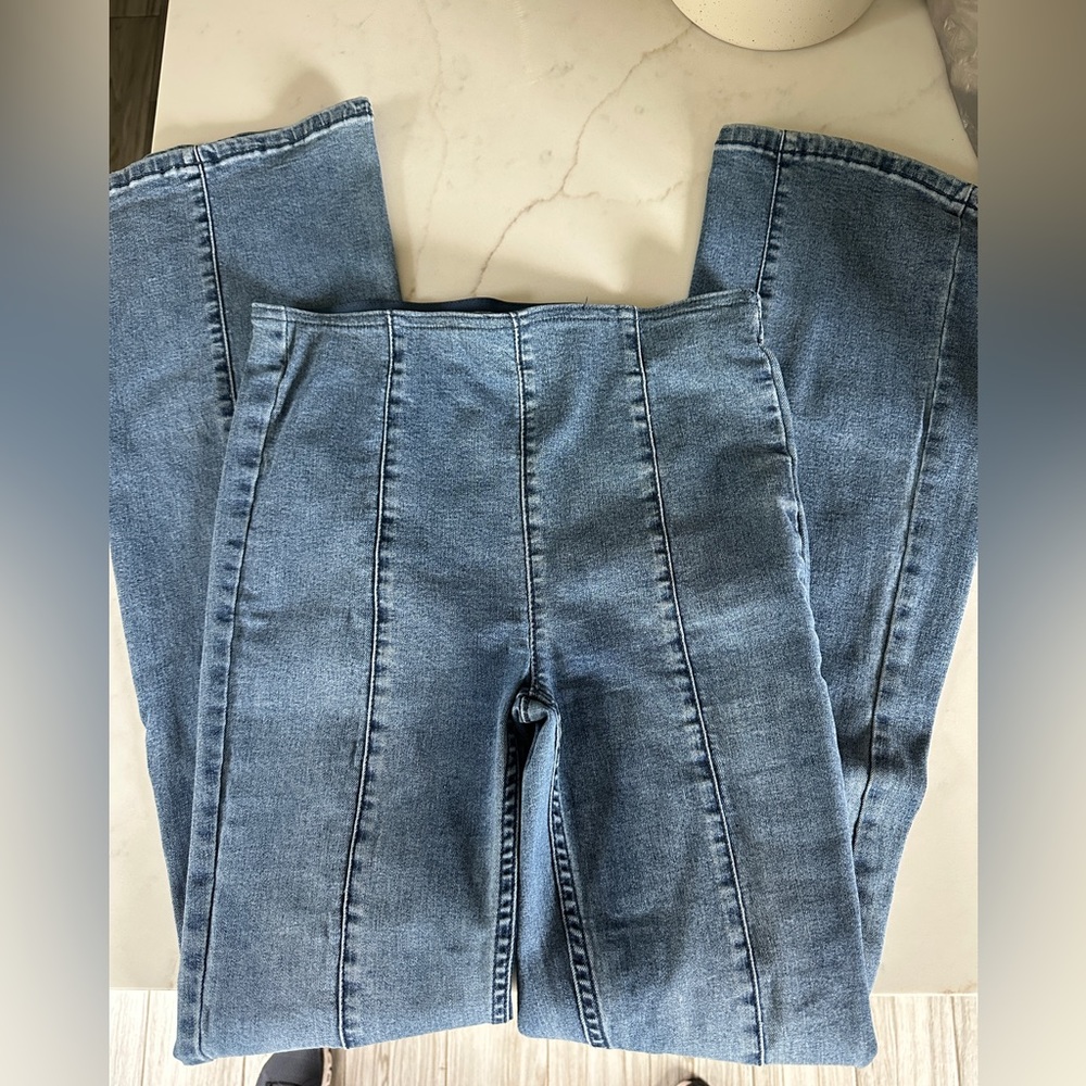 Free People- We the Free Penny Pull on Jeans